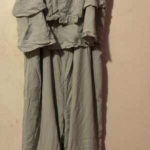 Gilli est.2008 women’s romper size L